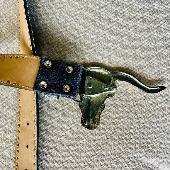 LEATHEROCK silver steer skull. Genuine leather silver studs very cool belt! Sm - Picture 6 of 16